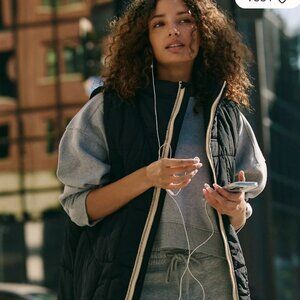 NWT On The Move Packable Puffer Vest